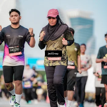 Runner Photo 6784449