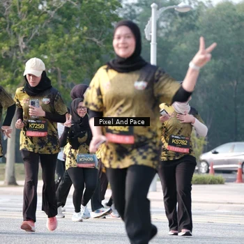 Runner Photo 6784494