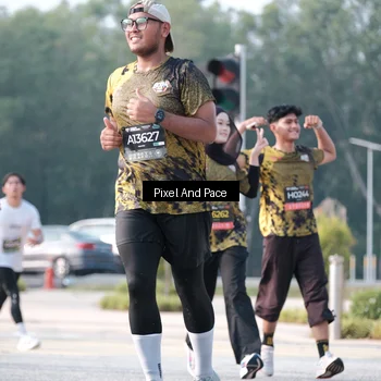 Runner Photo 6784521