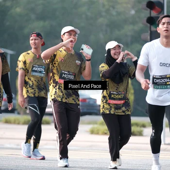 Runner Photo 6784564