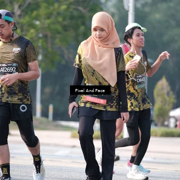 Runner Photo 6784572