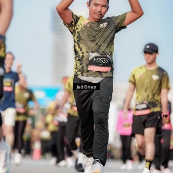 Runner Photo 6784686