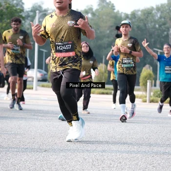 Runner Photo 6784710