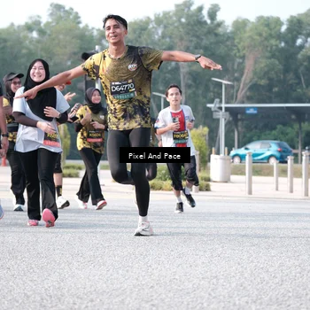 Runner Photo 6784739