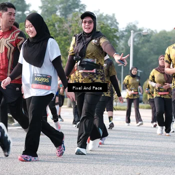 Runner Photo 6784747