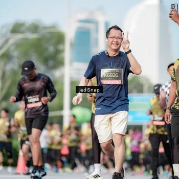 Runner Photo 6784784