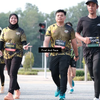 Runner Photo 6785012