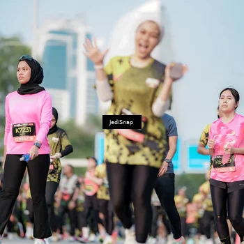 Runner Photo 6785014