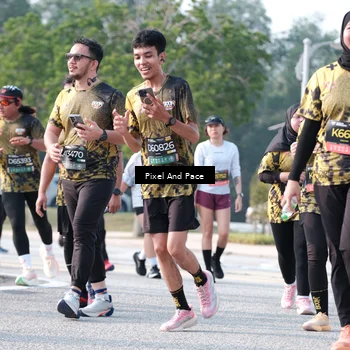 Runner Photo 6785017