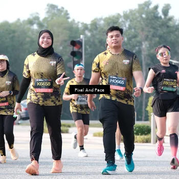 Runner Photo 6785025