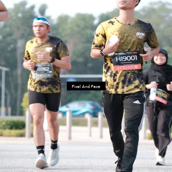 Runner Photo 6785043