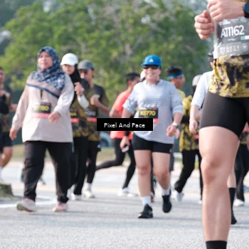Runner Photo 6785048