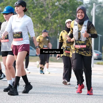 Runner Photo 6785052