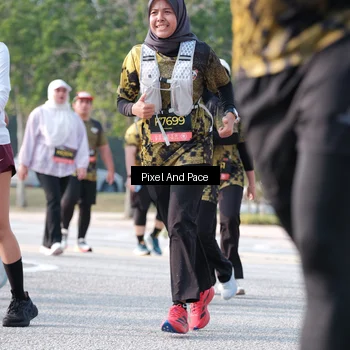 Runner Photo 6785075