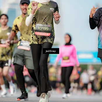 Runner Photo 6785079