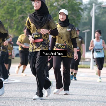 Runner Photo 6785082