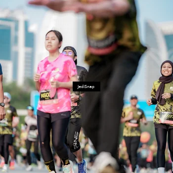 Runner Photo 6785084
