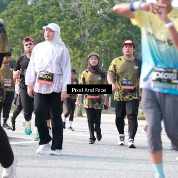 Runner Photo 6785096