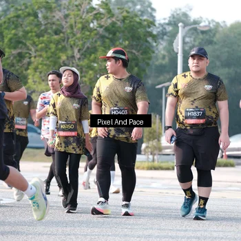 Runner Photo 6785101
