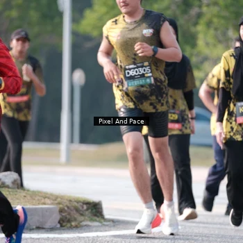 Runner Photo 6785207