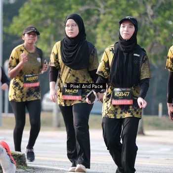 Runner Photo 6785210