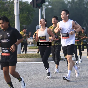 Runner Photo 6785224
