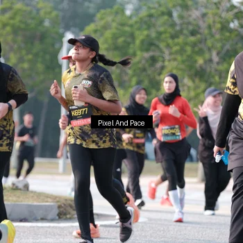 Runner Photo 6785262