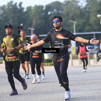 Runner Photo 6785300