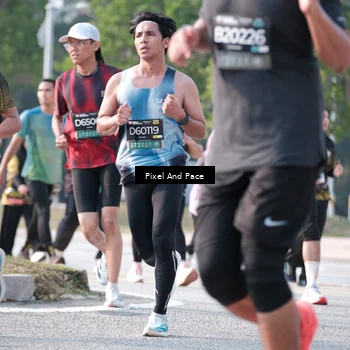 Runner Photo 6785316