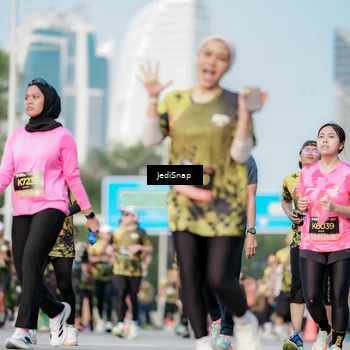 Runner Photo 6785337