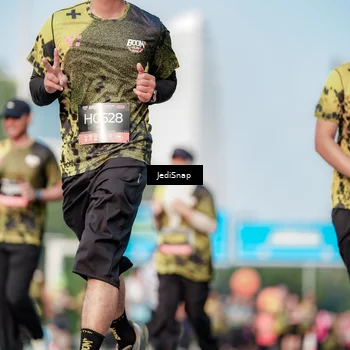 Runner Photo 6785453
