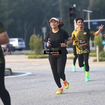 Runner Photo 6785473