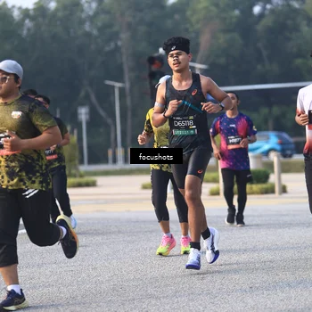Runner Photo 6785514