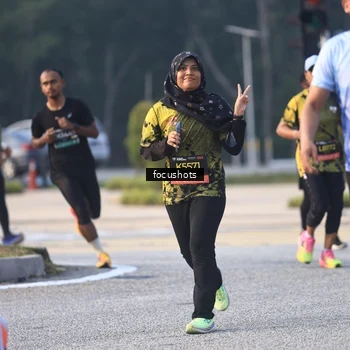 Runner Photo 6785531