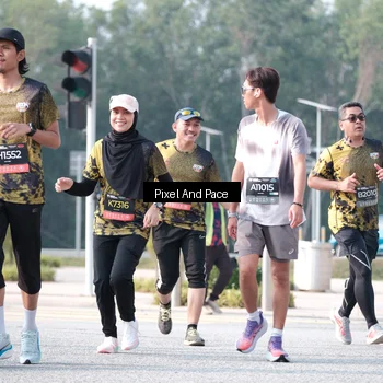 Runner Photo 6785572