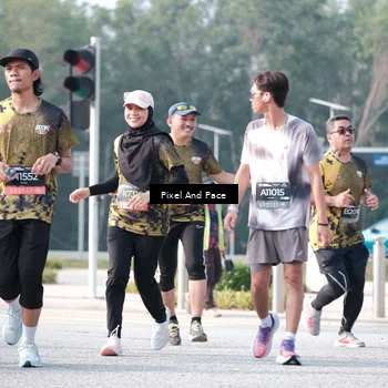 Runner Photo 6785576