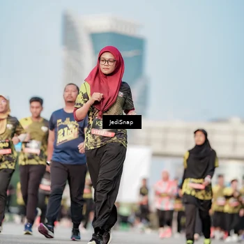 Runner Photo 6785620