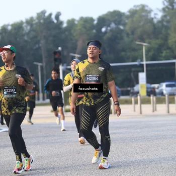 Runner Photo 6785636