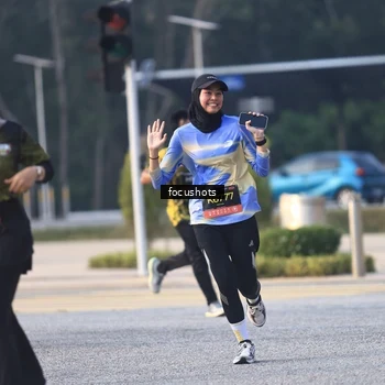 Runner Photo 6785654