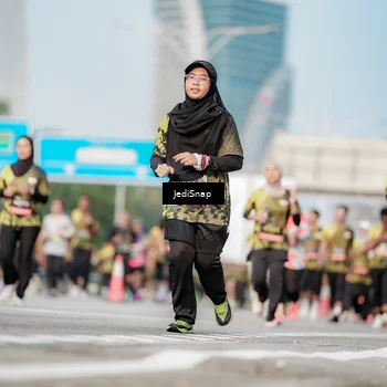 Runner Photo 6785671