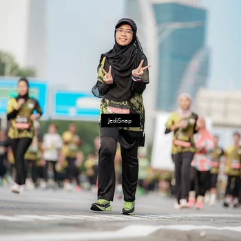 Runner Photo 6785682