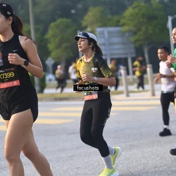 Runner Photo 6785720