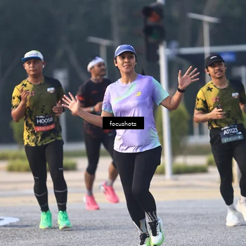 Runner Photo 6785729
