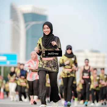 Runner Photo 6785758
