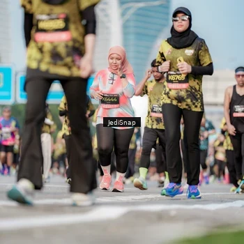 Runner Photo 6785838