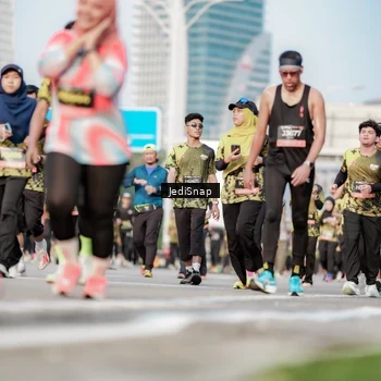 Runner Photo 6785921