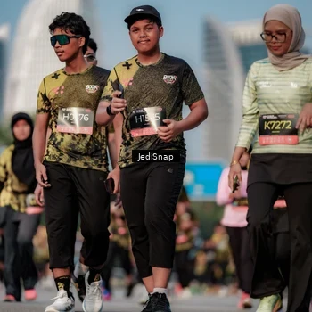 Runner Photo 6786275