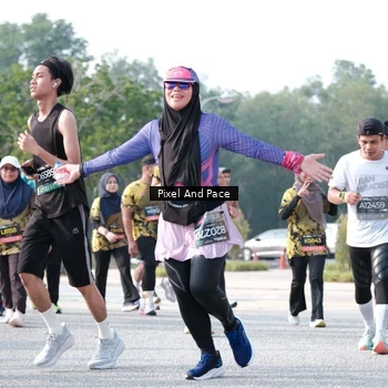 Runner Photo 6786279