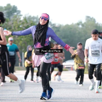 Runner Photo 6786301