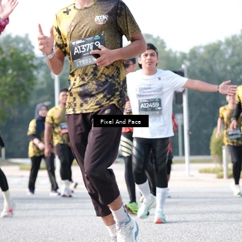 Runner Photo 6786311